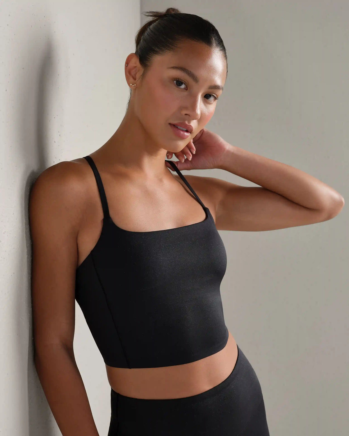 Shimmer Longline Bra -- Pure Black
